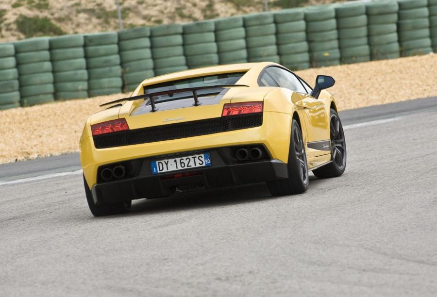  Lamborghini Gallardo LP570-4 Superleggera 2010 года  (фото 115 из 183)